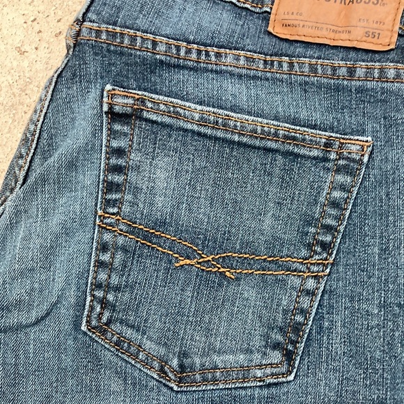 Levi’s,size 32/34 - Picture 3 of 9